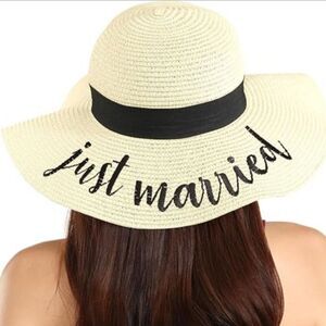 Brook + Bay JUST MARRIED Embroidered Summer Cabo Foldable Straw Hat - New